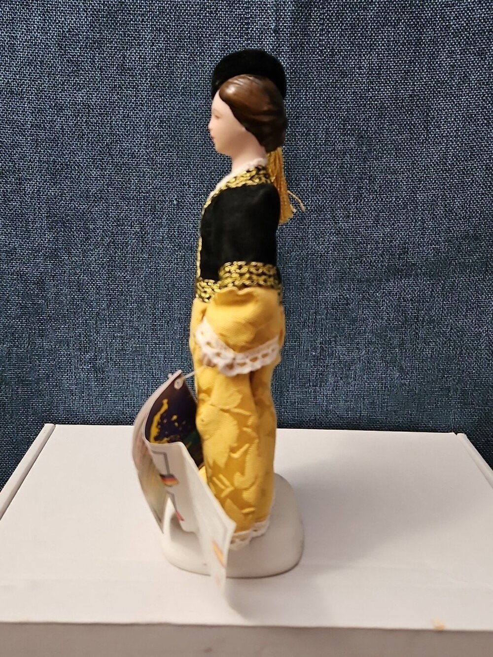 Vintage Evelt Themis Porcelain Doll | Handmade in Greece | Traditional Costume | - Picture 8 of 16